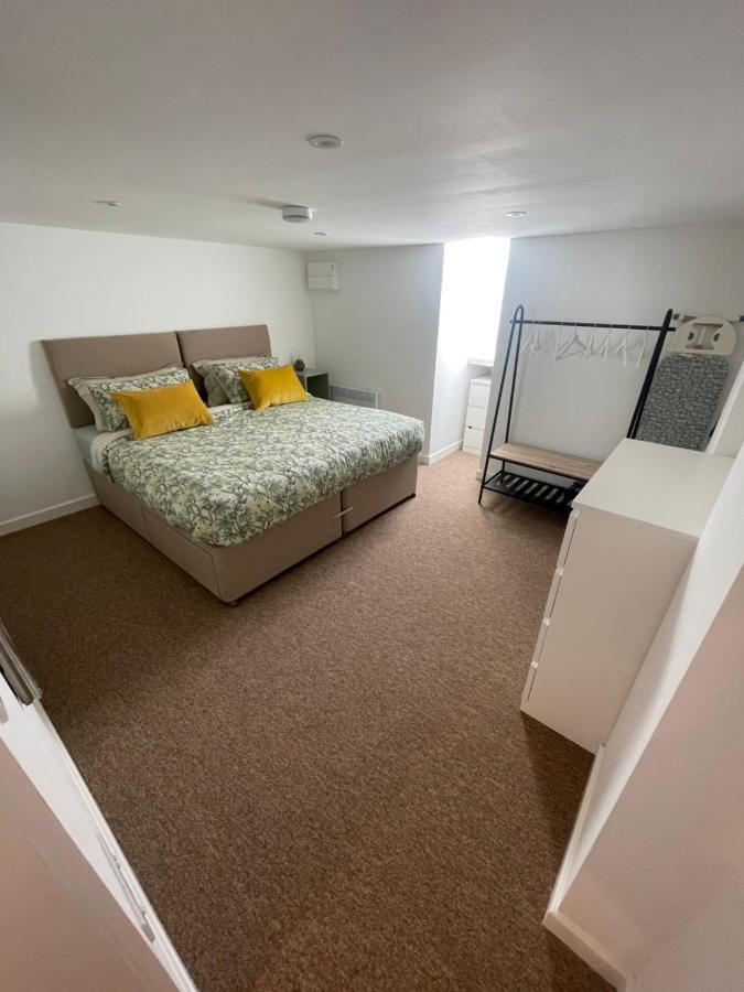 Quaint Central Basement Apartment 헤리퍼드 외부 사진